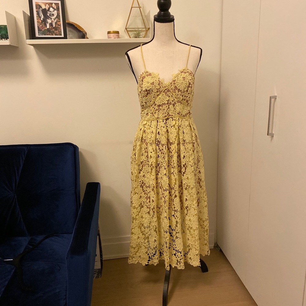 SLATE & WILLOW | small yellow lace midi dress